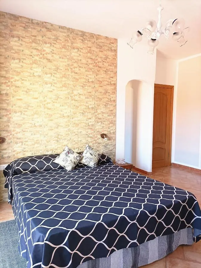The Roses Garden Bed and Breakfast La Maddalena